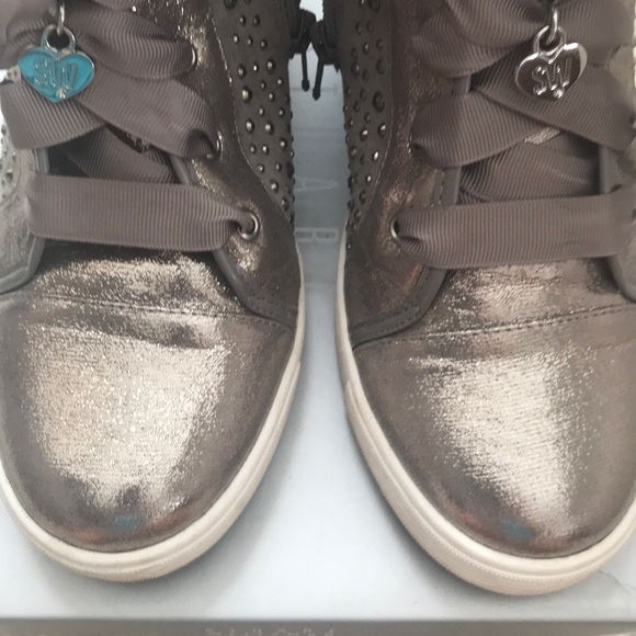 Stuart Weitzman Sneakers - Picture 10 of 14